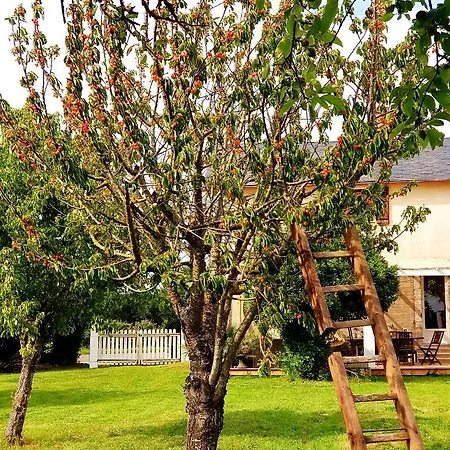 La Maison Du Garde-Barriere *